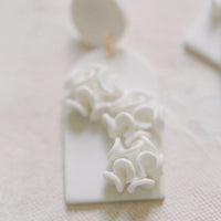 Deco Sculpture White Earrings