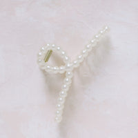 Pearl Hair Claw Clip