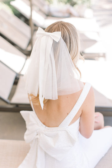 Ava Short White Veil with Bow Ribbon