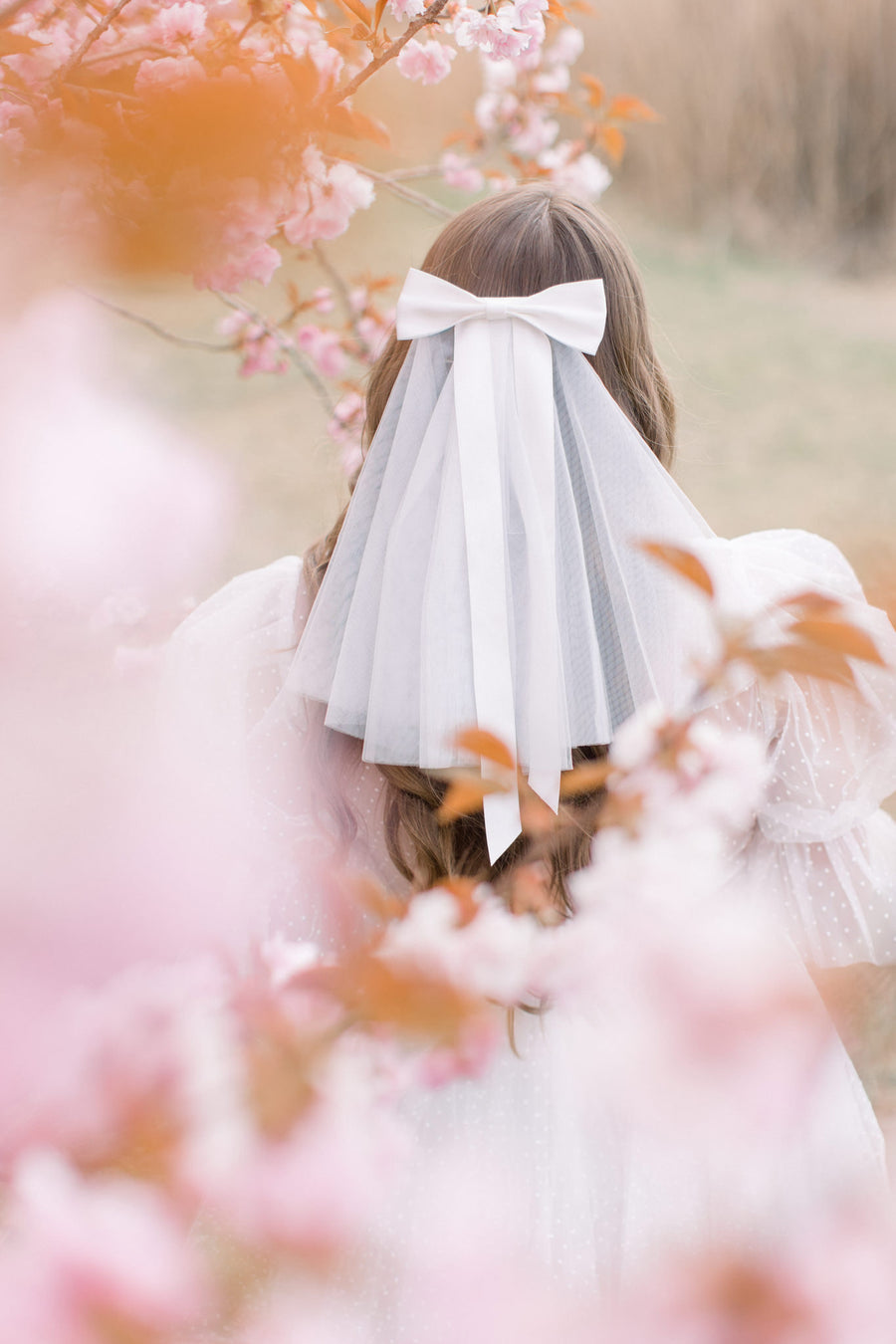 Ava Short White Veil with Bow Ribbon