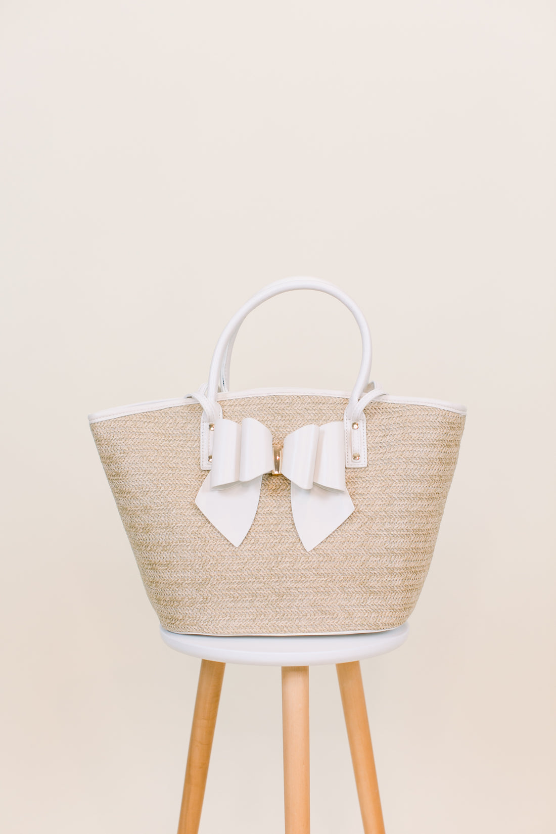 Hanna Straw Bow Tote in White