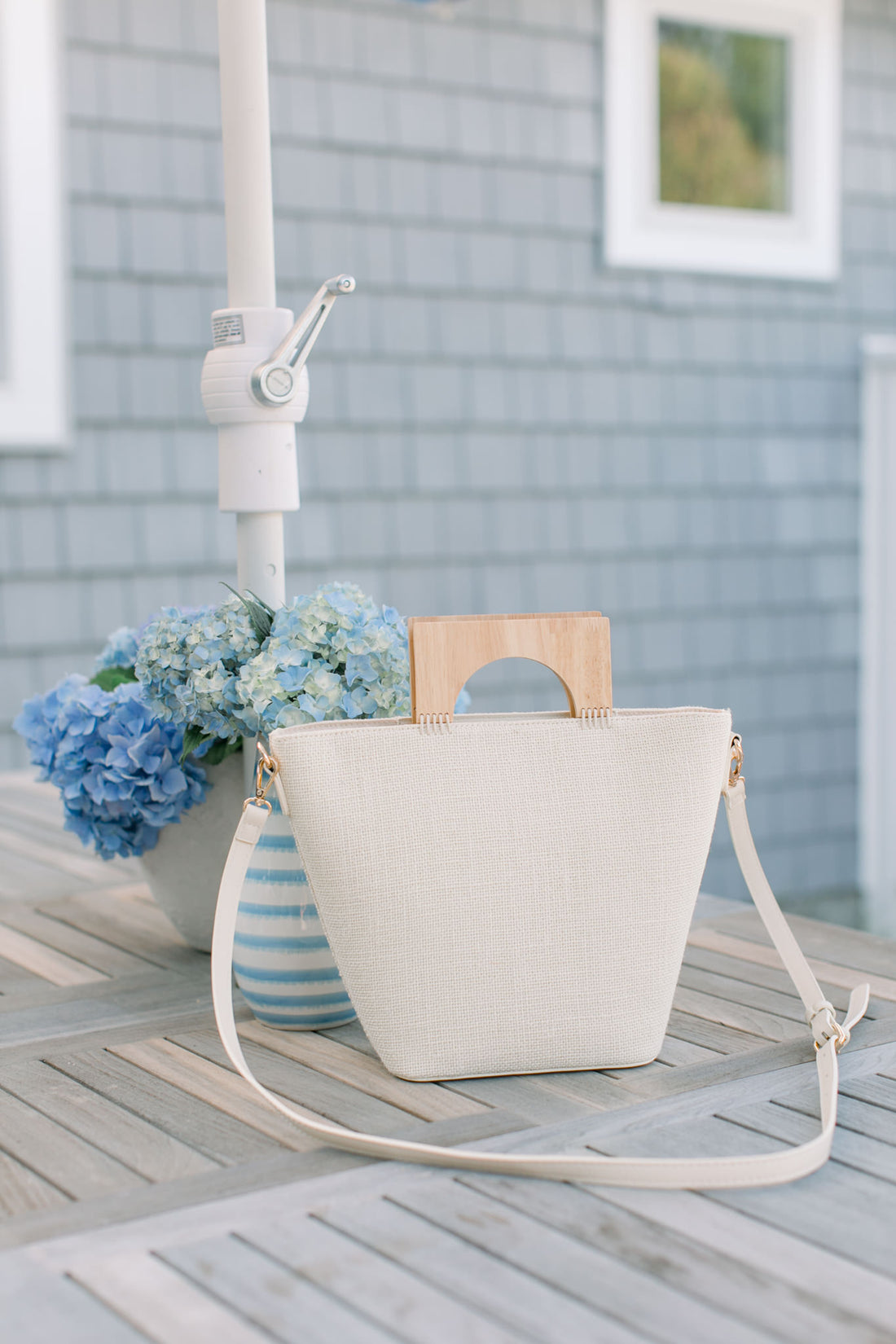 Cream Tote with Wooden Handle