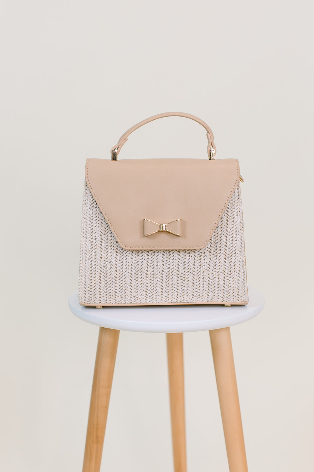 Summer Lady Bag with Bow Accent