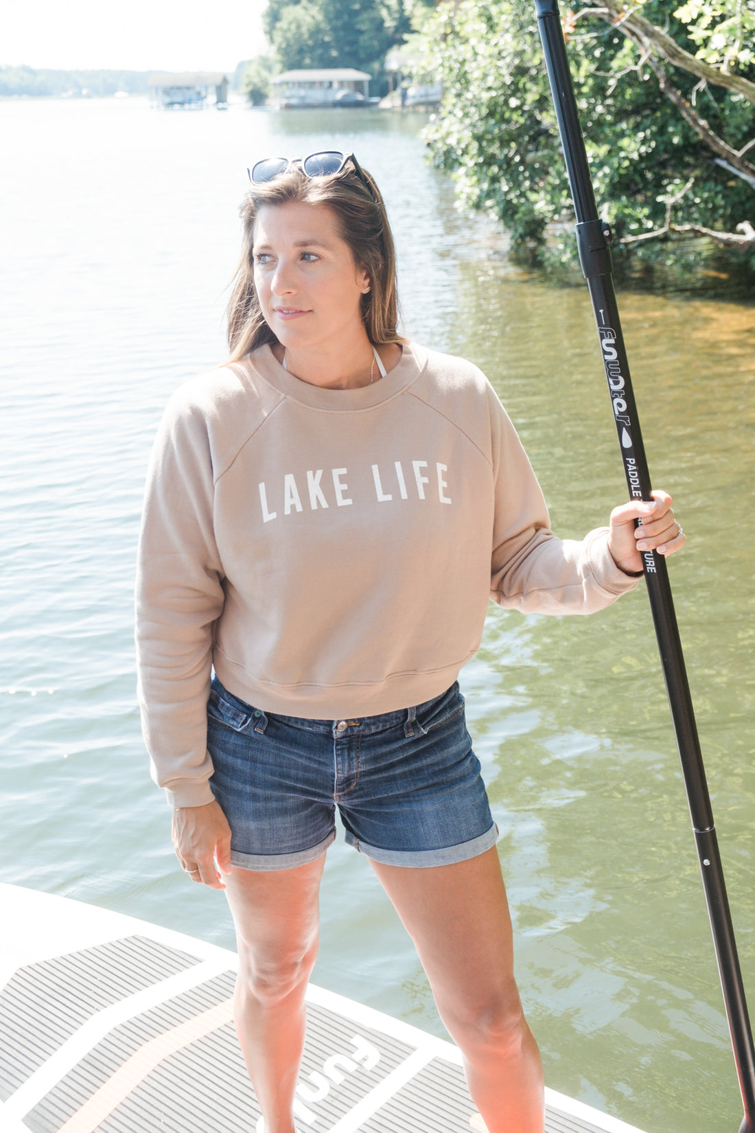 LAKE LIFE Cropped Sweatshirt